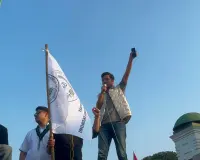 Periwisata dalam Kepungan: Menggugat Paradigma ‘Kuantitas’ yang Mengabaikan Kedaulatan Lokal
