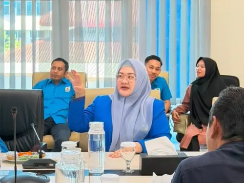 Ketua KNPI Sulsel Vonny Ameliani Desak Menteri Perdagangan Cabut Izin Perusahaan Miras Terkait Isu Barter Ayat Al-Qur'an
