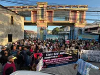 Ratusan Warga Tamalanrea Pertaruhkan Nyawa Tolak PLTSa, Gugat Klaim Dukungan 90 Persen