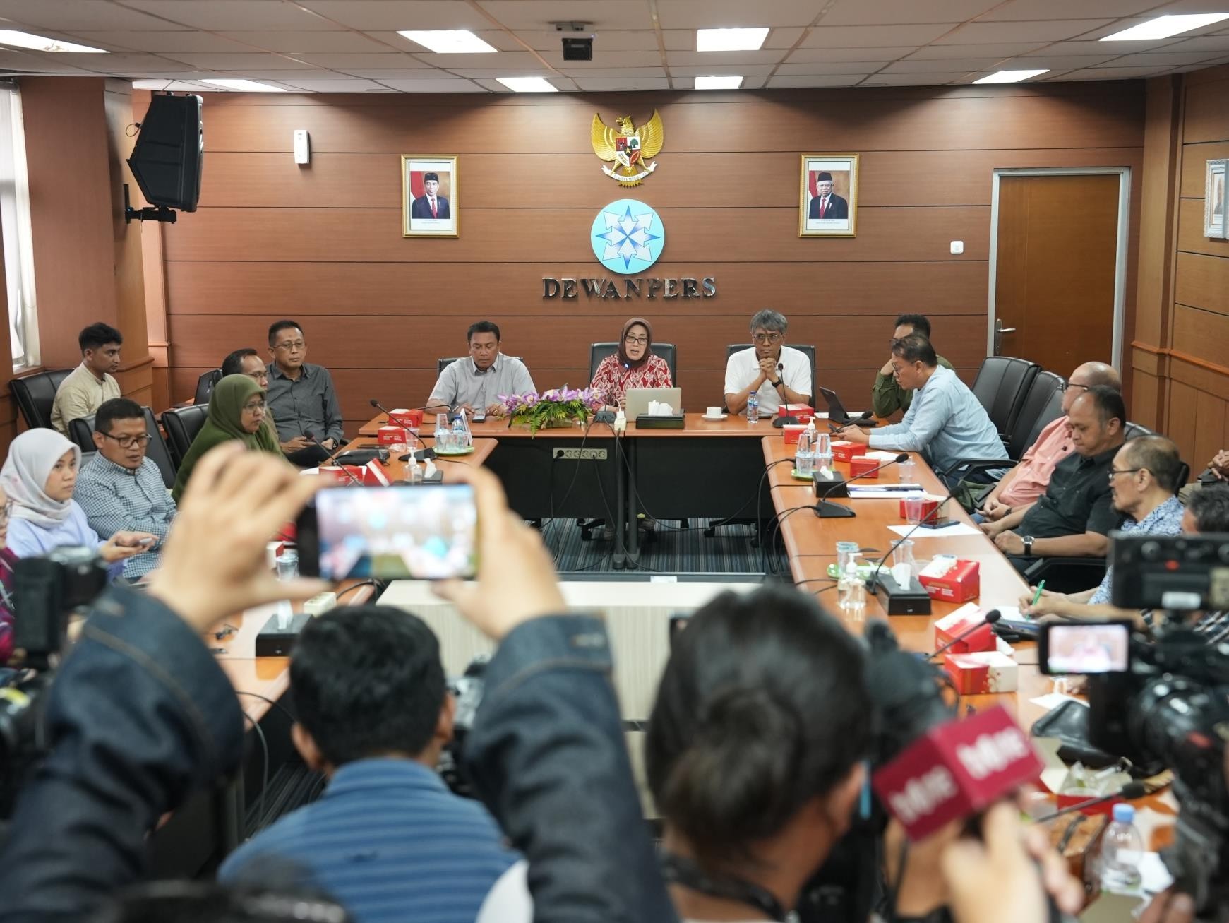 Dewan Pers dan Seluruh Komunitas Pers dengan Tegas Menolak Isi Draf RUU Penyiaran