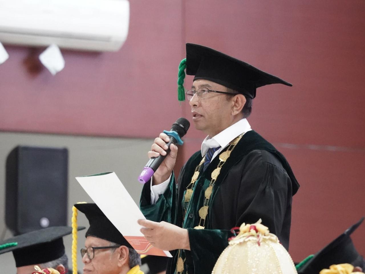 UIN Alauddin Makassar Kukuhkan 752 Wisudawan, Prof Hamdan Juhannis: Jadilah Green Sarjana