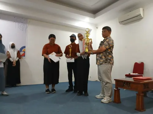 Menggali Potensi Digital: Suksesnya Lomba Start-Up 2025 Tingkat SMA/SMK di FT UPRI Makassar