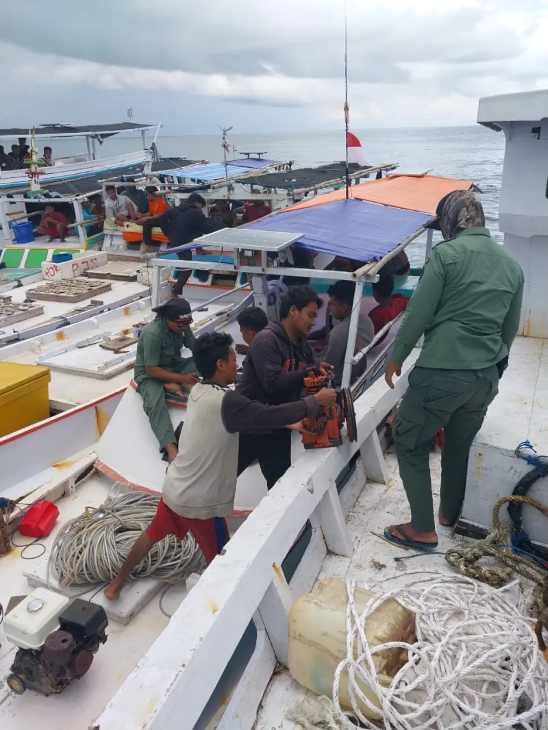 Perkuat Sinergi, Balai TN Taka Bonerate dan Polres Kepulauan Selayar Berantas Illegal Fishing