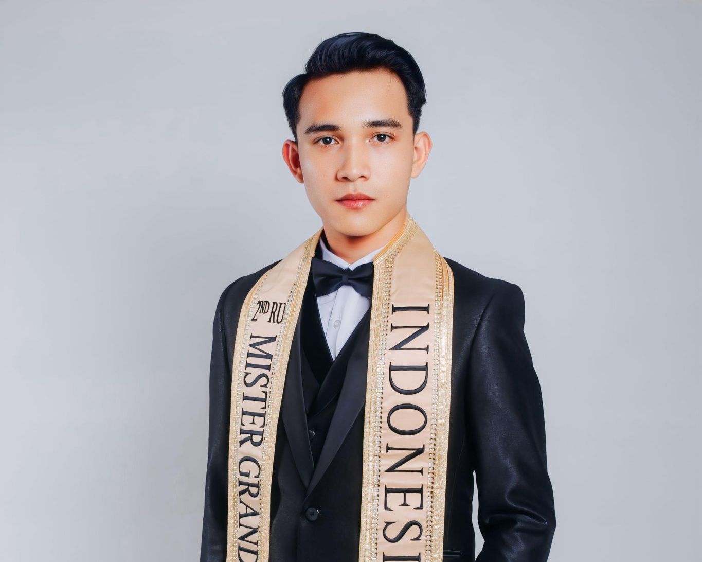 Dari Timur Indonesia ke Dunia, Fandi Siap Tunjukkan Potensi Anak Muda di Mister Elite Global International 2025