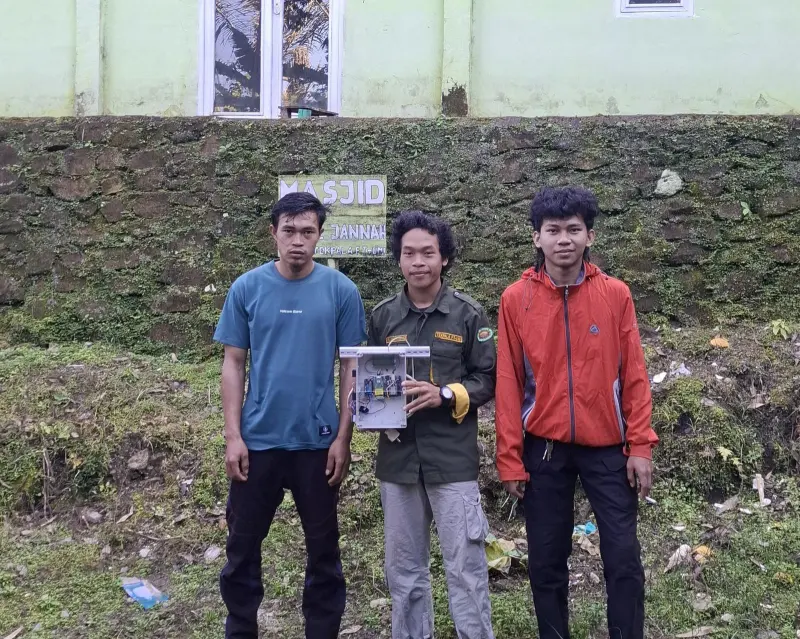 Mahasiswa Teknik UMI Kembangkan Sistem Monitoring Pembangkit Listrik di Desa Terpencil Gowa