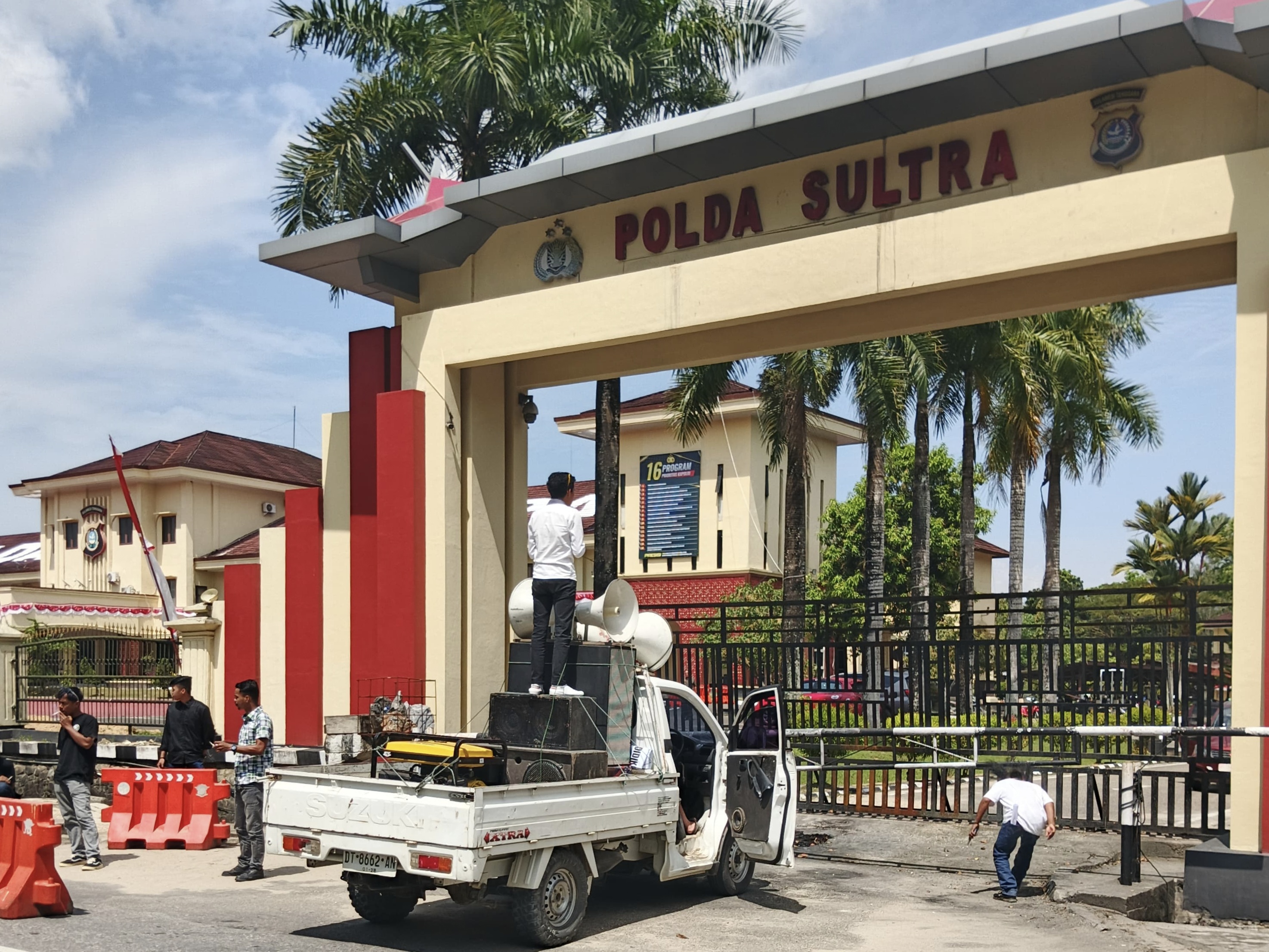 KAM Sultra Desak Polda Sultra Evaluasi Polres Wakatobi Terkait Lambannya Penanganan Kasus Perusakan Kantor Balai TN Wakatobi