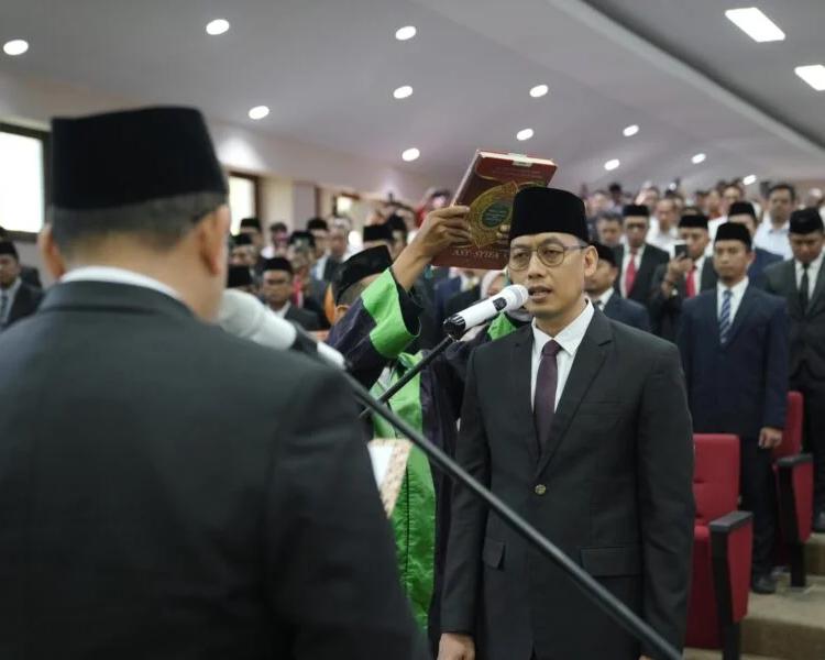Setelah 17 Bulan Kosong, Kota Makassar Resmi Miliki Sekda Definiti