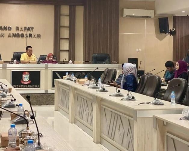 DPRD Makassar Panggil Pengusaha Kafe Bahas Perizinan, Pajak, dan Parkir