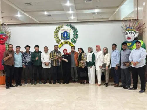 Gali Referensi Kebijakan, Komisi B DPRD Makassar Kunker ke DPRD DKI Jakarta