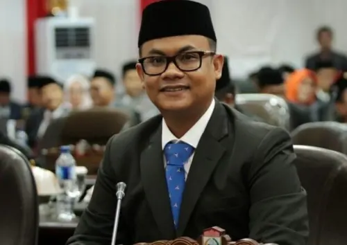 Tanggapi Masalah Kabel Semrawut, DPRD Makassar Dorong Perda Penataan Kabel Optik