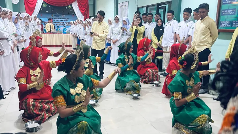 Program Pendampingan Kompetensi Siswa, SMK Mega Rezky Makassar Gandeng SMK Macida Nabire