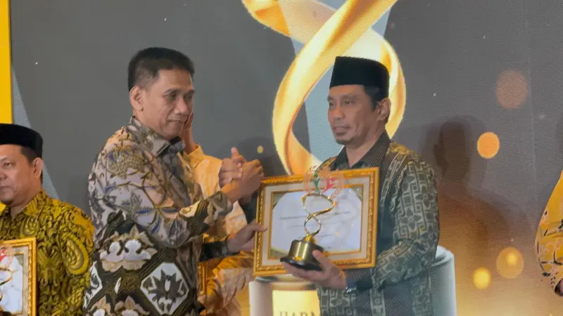 FKUB Sulawesi Selatan Raih Dua Penghargaan Bergengsi di Harmony Award Kemenag 2025!