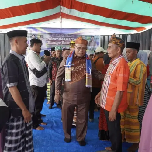 Bupati Buton Selatan Hadiri Acara Pakandeana Tao Kampo Batauga: Wujud Kebersamaan untuk Membangun Daerah